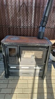 Sporák na drevo - 2