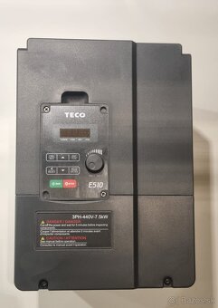 Predám frekvenčný menič TECO E510, 7.5 kW - 2