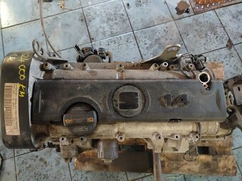 Predám motor 1.4 16v - 2