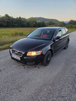 Volvo v50 1,6D - 2