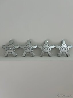 Audi krytky na disky čierne/strieborné - 2