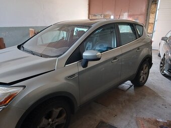 Ford Kuga 2.5 turbo benzín - 2