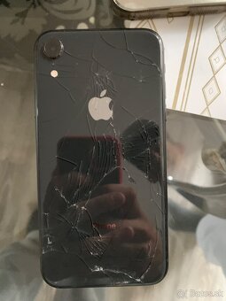 iPhone XR - 2
