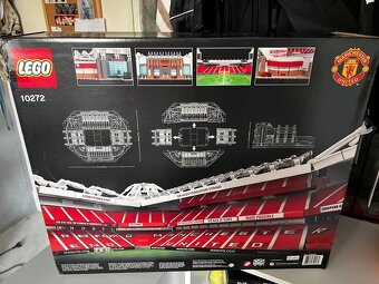 Lego Creator 10272 Old Trafford - 2