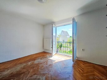 NA PREDAJ 2 izbový byt v centre Novák 64 m2 - 2