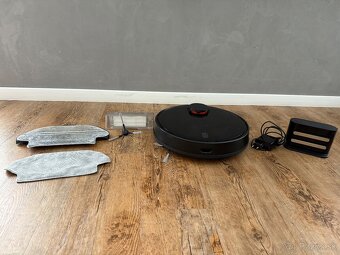 Robotický vysávač Xiaomi Mi Vacuum Mop Pro P - 2