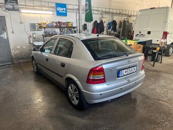 Opel Astra G - 2