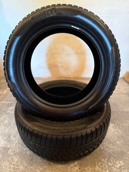 2 zimné pneumatiky 215/55/17 Pirelli Sottozero 3 Winter - 2
