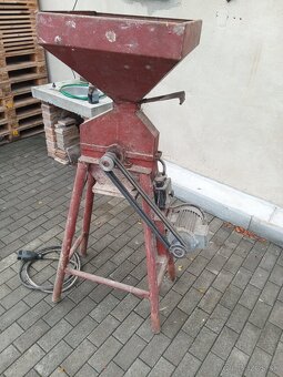 Šrotak  Šrotovnik na obilie - 2