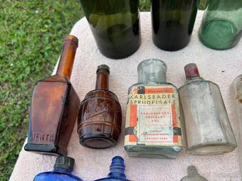 Stare sklenene flasky - 2
