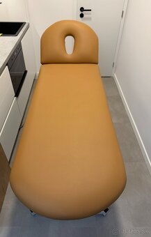Masérsky elektrický stôl / lehátko značky RESI CZ - 2