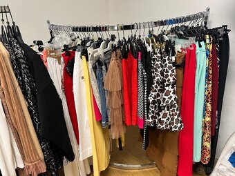 Dámske oblečenie - 2