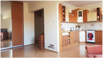 3 izbový TEHLOVÝ byt / BB / SÍDLISKO SNP / 77 m2 + balkón - 2