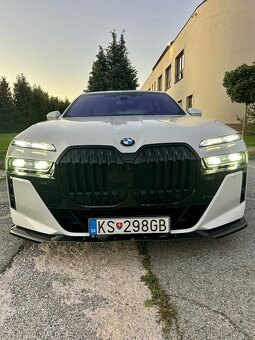 BMW 740d M XDRIVE - 2