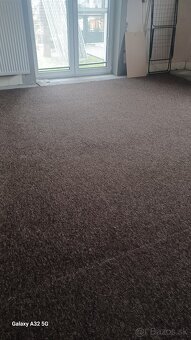 Darujem za odvoz koberec - 2