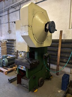 Excentrický lis LENP 40A - 2