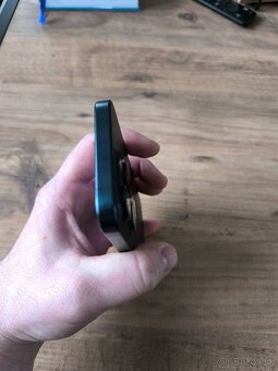 iPhone 15Pro 128GB - Black Titanium - 2