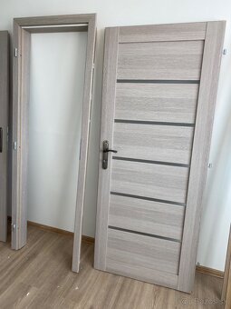 Predám interiérové dvere s rámom - 2