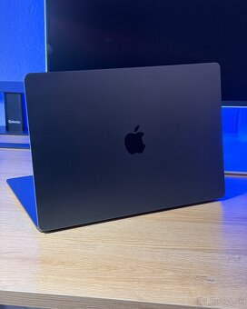 MacBook Air 15 M4 256GB Midnight - 2