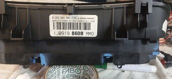 Predám budíky ww golf 4 - 2