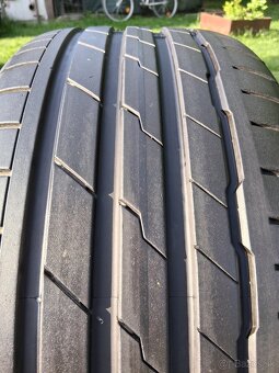 235/40 r19 letne pneumatiky - 2