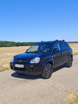 Hyundai Tucson 4WD 2.0 CRDi - 2