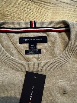 Pánsky sveter Tommy Hilfiger - 2