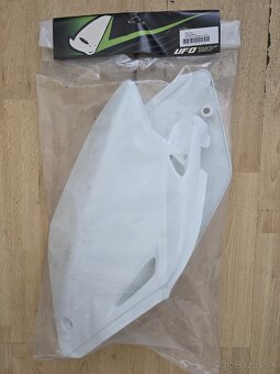 Tabuľky zadné Honda CRF 250R 04-05 biela - 2