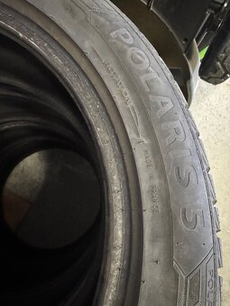 Predám zimné pneu Barum 215/50 R17 - 2