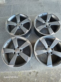 Predám Audi Rotor R18 - 2