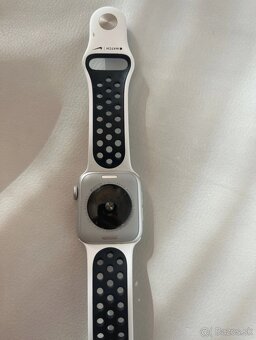 Apple Watch SE 2. generácie 40mm - 2