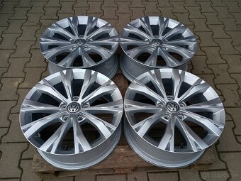 Originálne ALU disky VW, Škoda, Seat R17 5x112 ET40 - 2