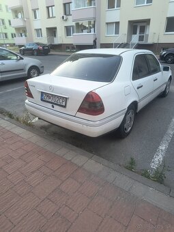 Mercedes Benz 250c w202 - 2