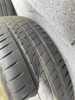 195/65R15 - 2