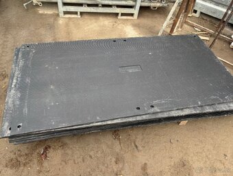 Predám veľmi odolnú cestnú dosku skoro nová 2x1m - 2