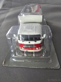 Deagostini Škoda 706RT - 2