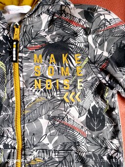 TV seriálová mikina - 2