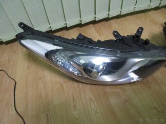 Predné svetlá na Hyundai i30 - 2