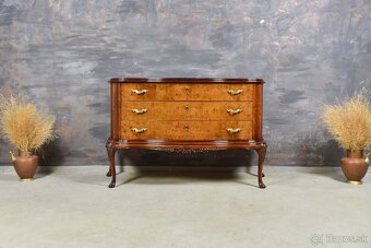 STAROŽITNÁ KOMODA - 2