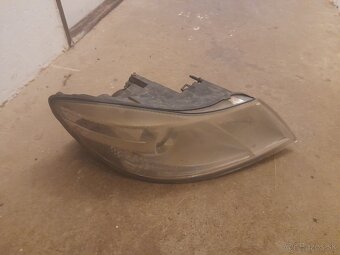 Predné práve svetlo Škoda Octavia 2 - 2
