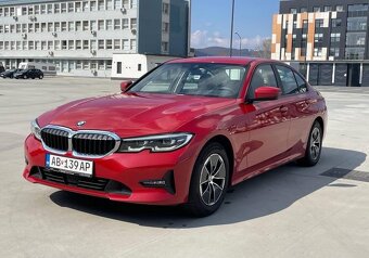 BMW Rad 3 320i A/T - 2
