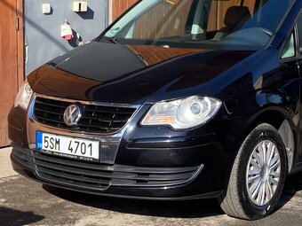 VOLKSWAGEN TOURAN DSG 2,0TDi 5míst záruka km - 2