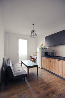 Na predaj 2 izbový byt, Centrum II- Dubnica n./Váhom, balkón - 2