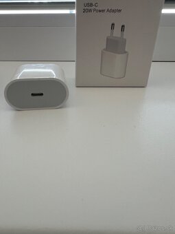 Apple nabijaci adapter - 2