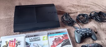 Ps3 super slim s hrami - 2