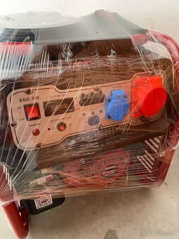 Profesionálna elektrocentrála Europower EP 6500 T AVR - 2