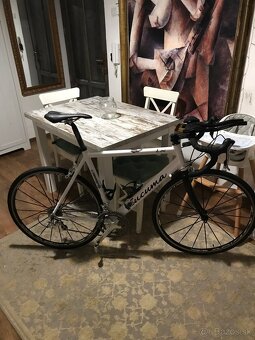 Cucuma L06, komplet Ultegra. - 2