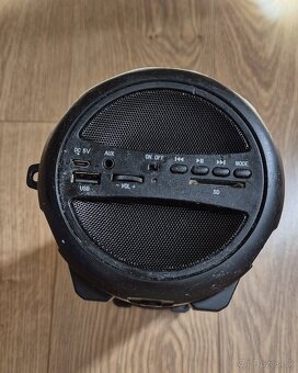 Bluetooth reproduktor s rádiom – vhodný do dielne - 2