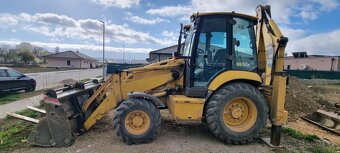 Komatsu WB 93R - 2