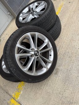 235/45 R17 5x112 - 2